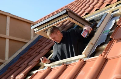 Pose de fenêtres de toit Velux à Hecq